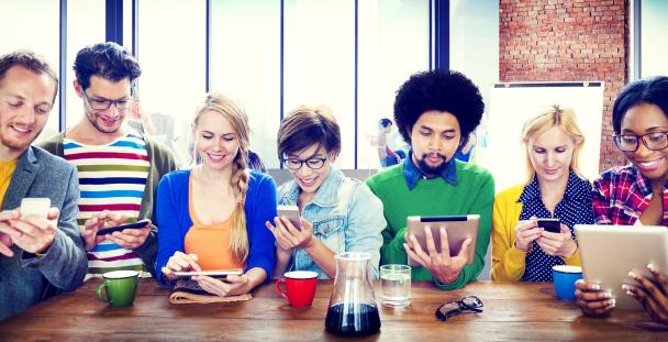 Take our PAYE challenge! young-people-using-mobile-devies