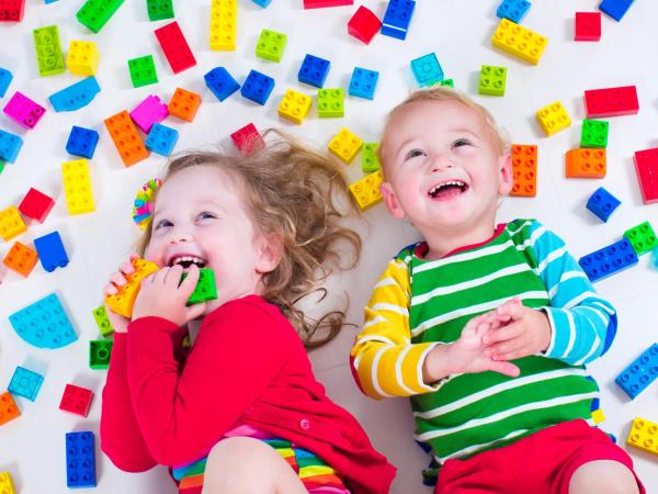 Childcare free entitlement: delivery model ©Shutterstock: FamVeld