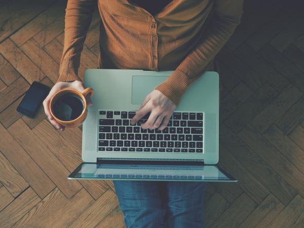 Do you need help with tax credits? New HMRC web chat service available ©shutterstock/A. and I. Kruk