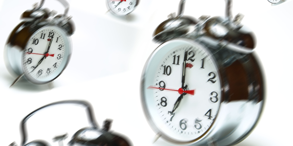 4 clocks 4 clocks